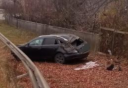 Femeie rănită într-un accident, ajutată de doi pompieri care se întorceau dintr-o misiune - FOTO 