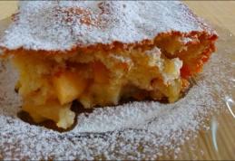 Prăjitură cu gutui caramelizate