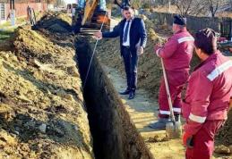 Înființare rețea de apă și canalizare în localitatea Ibănești - FOTO