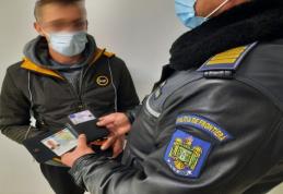 Documente false, procurate cu 400 de euro, descoperite de poliţiştii de frontieră