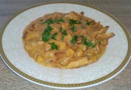 Papricaș cu ciuperci