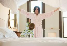 Sfatul unui renumit doctor: cât de des trebuie schimbată lenjeria de pat