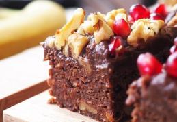 Prăjitură cu sfeclă roșie și nuci