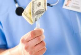 Vezi cât vom scoate din buzunar pentru o vizită la medic în 2012