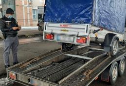 Vehicule neînmatriculate, depistate în trafic de poliţiştii de frontieră dorohoieni - FOTO
