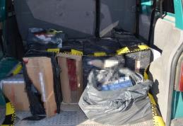 Grup infracţional organizat, specializat în contrabanda cu ţigări, destructurat de poliţiştii de frontieră - FOTO