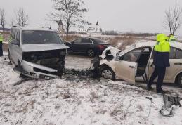 Patru persoane rănite în urma unui accident rutier produs la Zosin - FOTO