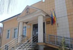 Tinerii care furau cabluri la Mihăileni lăsați în libertate în baza unui mandat emis de Judecătoria Dorohoi