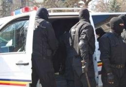 Percheziții domiciliare în Botoșani și Flămânzi la persoane bănuite de contrabandă