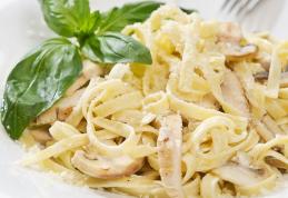 Tagliatelle cu ciuperci și smântână