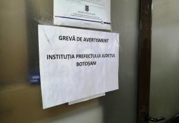 Grevă de avertisment la Prefectura Botoșani - FOTO