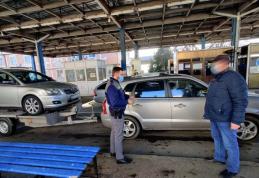 Depistat la controlul de frontieră conducând un autoturism radiat din circulaţie