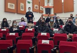 Întâlnire emoționantă și motivațională la Colegiul Național „Grigore Ghica” Dorohoi - FOTO