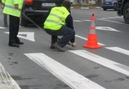 Accident pe trecerea de pietoni! Tânăra șoferiță a plecat de la locul faptei