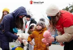 Salvați Copiii România lansează Fondul de asistență umanitară pentru copiii refugiați din Ucraina