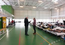 Prefectul Cornilă și deputatul Șoptică în vizită la centrele de cazare și vămile din județ – FOTO