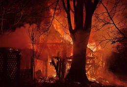 Incendiu violent izbucnit în apropierea Gării Botoșani - FOTO