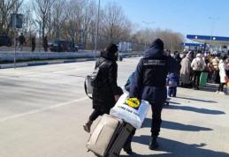 Ajutor de la stat pentru cei care găzduiesc refugiați: 20 de lei în fiecare zi pentru hrana unui om