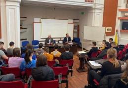 „Voi sunteți viitorul și eu am încredere în voi!” – mesajul invitatului săptămânii la Colegiul Național „Grigore Ghica” Dorohoi - FOTO