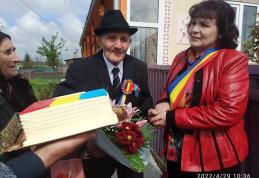 Veterani de război din mai multe localități din județ felicitați de autoritățile locale - FOTO
