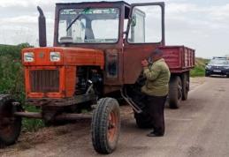 Conducea un ansamblu rutier, fără să deţină permis de conducere valabil 