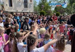 Parada personajelor de basm în zi de sărbătoare la Dorohoi - FOTO