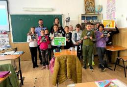 Poliţiştii botoşăneni – ambasadori ai programului „EROII INTERNETULUI” - FOTO