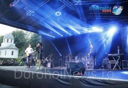 Concert ca vârstă a jocului. Spiritul Zilei Copilului oferit de tinerii dorohoieni - FOTO