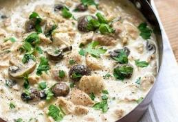 Tocăniță de pui cu ciuperci