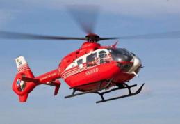 Tânărul rănit în accident, transportat cu un elicopter SMURD la Iași