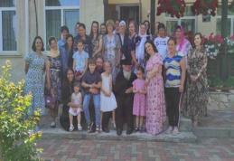 „Cu dragoste pentru mame” la Parohia „Sfântul Ilie” din Dorohoi - FOTO