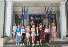 IȘJ Botoșani: „Tinerii dezbat” la nivel naţional - FOTO