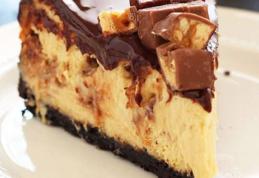Cheesecake cu Snickers