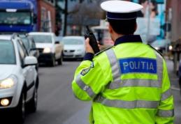 Riscă dosar penal pentru că a condus o maşină cu numere expirate