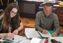 20 de străzi din Dorohoi vor fi reabilitate! Primăria a semnat contractul de execuție lucrări