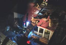 Două case din Cătămărăști Deal au fost în pericol din cauza unui incendiu