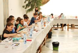 Tabără de pictură de icoane pe lemn - FOTO