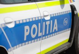 Tânăr imobilizat după ce a atacat un polițist și a avariat două autoturisme de pe o stradă din Botoșani