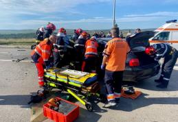 ACCIDENT grav la ieșirea din Botoșani! Cinci persoane au fost rănite - FOTO