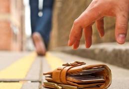 Tânără cercetată pentru că nu a predat autorităților, 10.000 de lei, găsiți în zona pieței din Botoșani