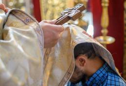 Se schimbă modul în care se face Taina Spovedaniei! Deciziile Sfântului Sinod, după cazul preotului Visarion Alexa