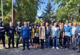 Ședință a jandarmilor încheiată cu un exercițiu prezentat de Grupa de Acțiuni Speciale - FOTO