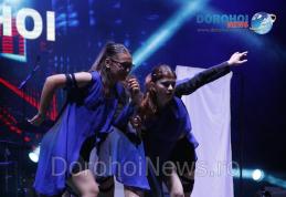 Muzica și dansul modern aduse de elevii Clubului Copiilor pe scena Zilelor Municipiului Dorohoi 2022 - FOTO