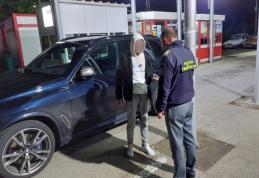 Un prieten l-a păcălit cu un permis de conducere fals