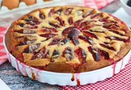 Tartă aromată cu prune