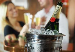 Șampanie Moet: care este istoria și ce o face atât de renumită