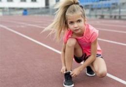Copiii care fac sport de performanță vor primi tichete de 150 de lei. Deputații au adoptat proiectul