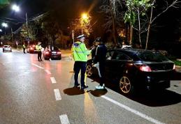Zeci de sancțiuni, două permise și două certificate reținute în urma unei acțiuni a polițiștilor