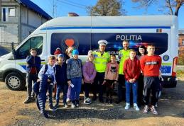 Polițiștii de prevenire prezenți în Săptămâna Educației Globale - FOTO