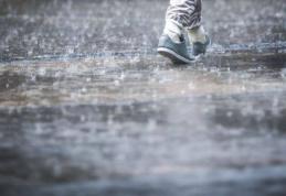 Informare de vreme severă emisă de meteorologi pentru jumătatea de nord a Moldovei